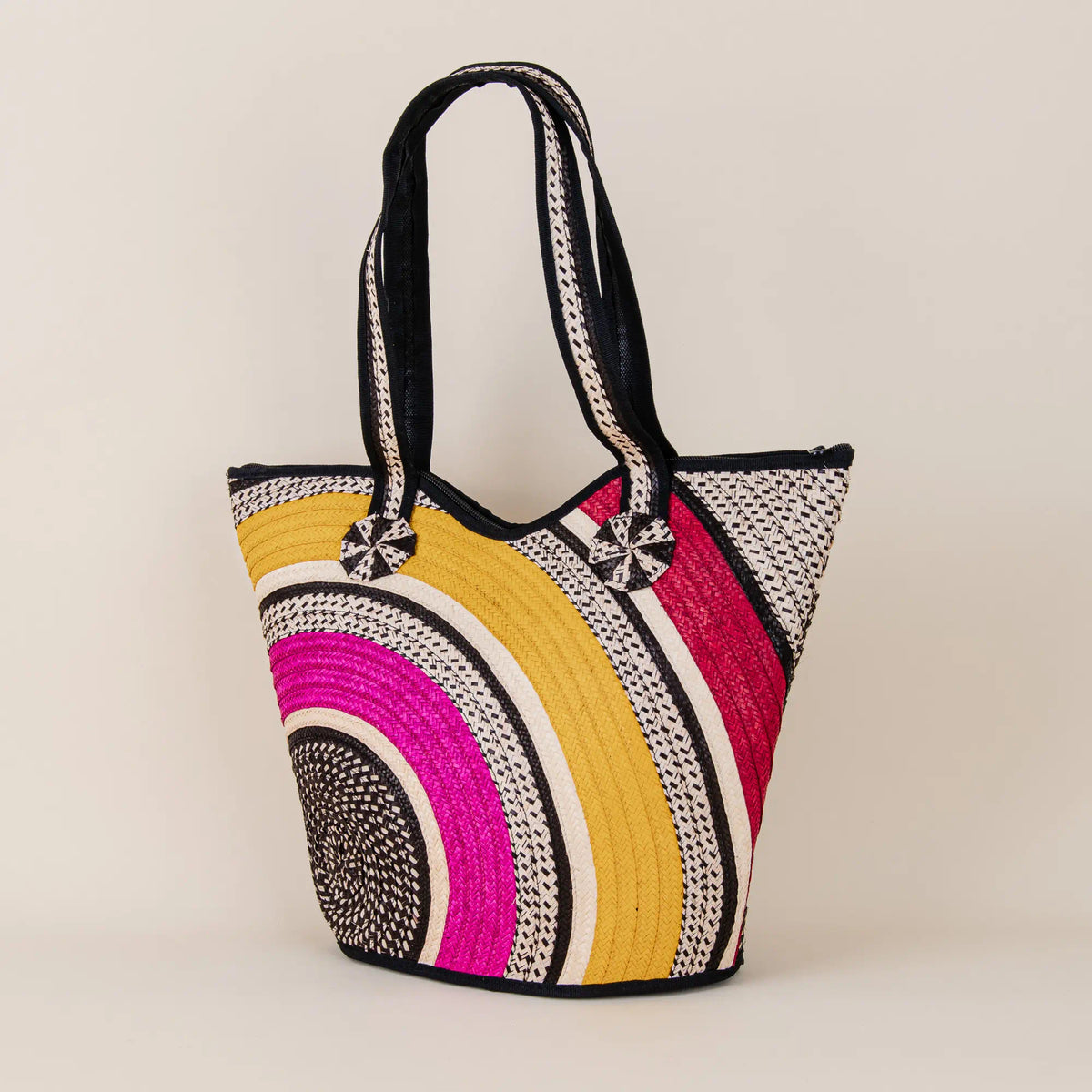 Mosquera handcrafted Arrow Cane Handbag showing geometric weaving and Colombian artisan details – Maison Monserrate